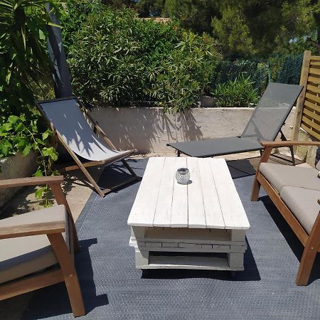 Les Mondes - Appartement Bas De Maison Ensues-la-Redonne Esterno foto
