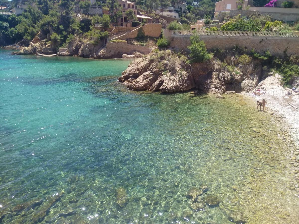 Les Mondes - Appartement Bas De Maison Ensues-la-Redonne Esterno foto