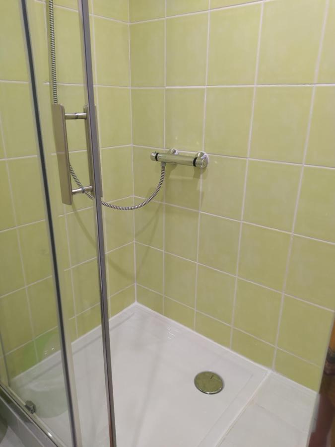Les Mondes - Appartement Bas De Maison Ensues-la-Redonne Esterno foto