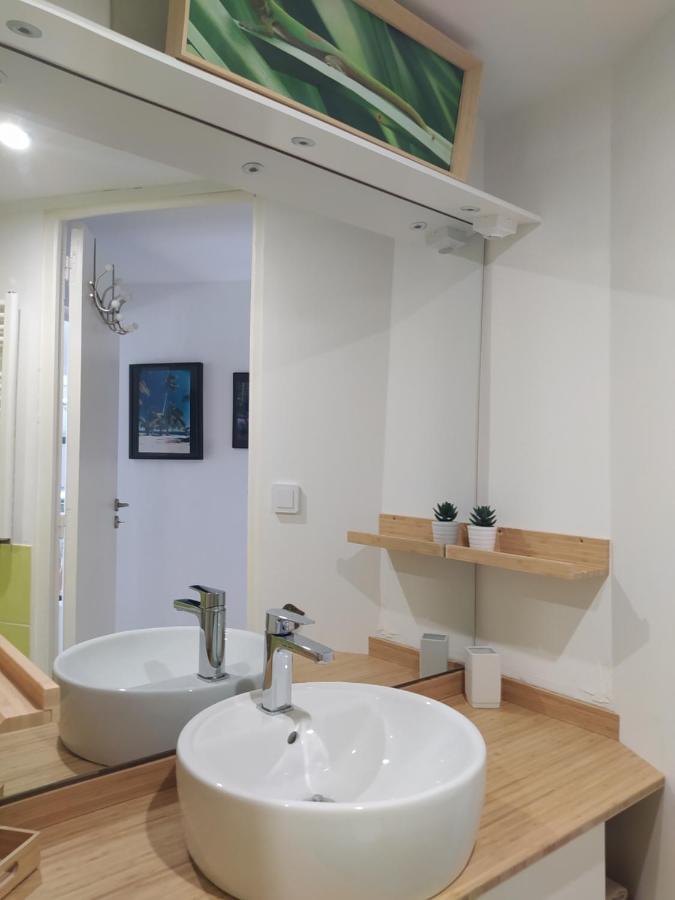 Les Mondes - Appartement Bas De Maison Ensues-la-Redonne Esterno foto